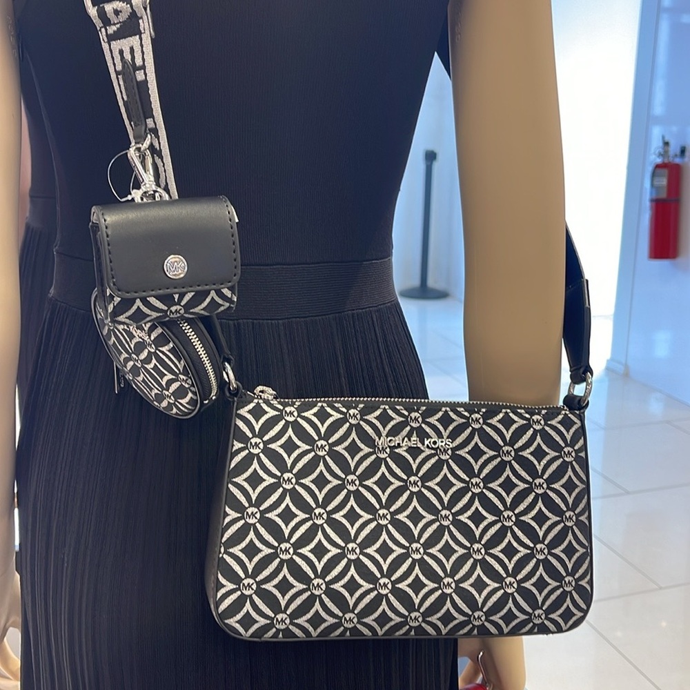 MICHAEL KORS Jet Set Travel Small Logo Jacquard Crossbody With Tech Attach NWT - Picture 8 of 16